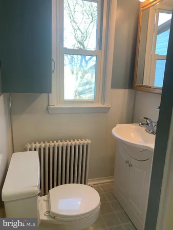 $1,250 | 305 West North Street, Waynesboro, PA 17268