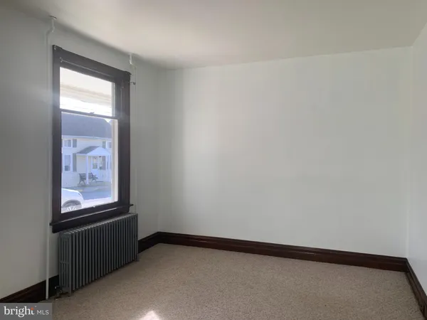 $1,250 | 305 West North Street, Waynesboro, PA 17268