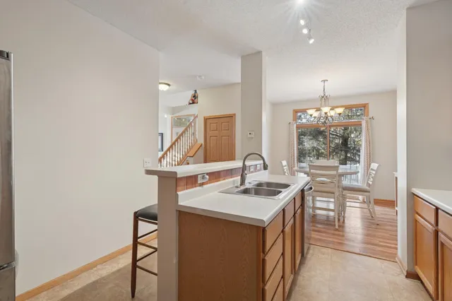 $289,900 | 3824 Vermilion Court South, Unit 101, Eagan, MN 55122