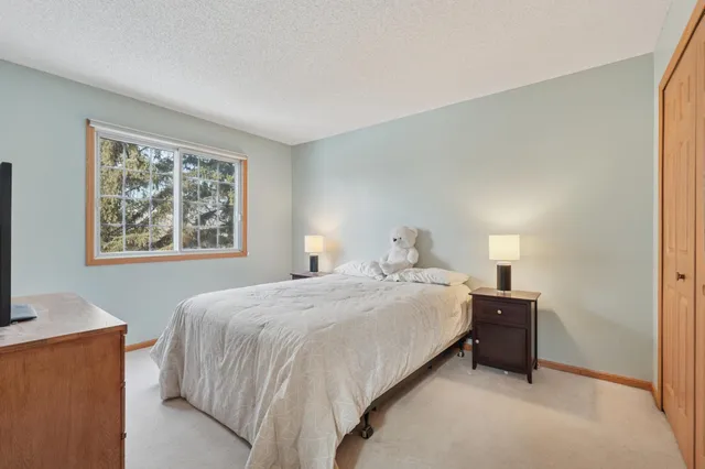 $289,900 | 3824 Vermilion Court South, Unit 101, Eagan, MN 55122