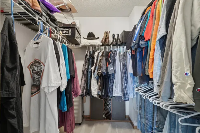 $289,900 | 3824 Vermilion Court South, Unit 101, Eagan, MN 55122