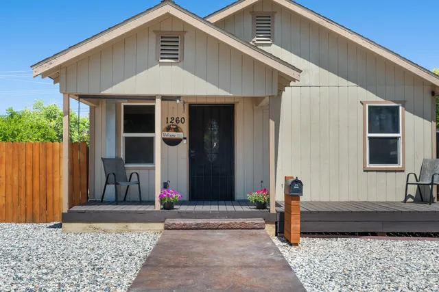 $217,000 | 1260 Monroe Street, Red Bluff, CA 96080