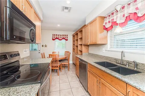 $279,000 | 432 Bertolina Drive, Kenner, LA 70062