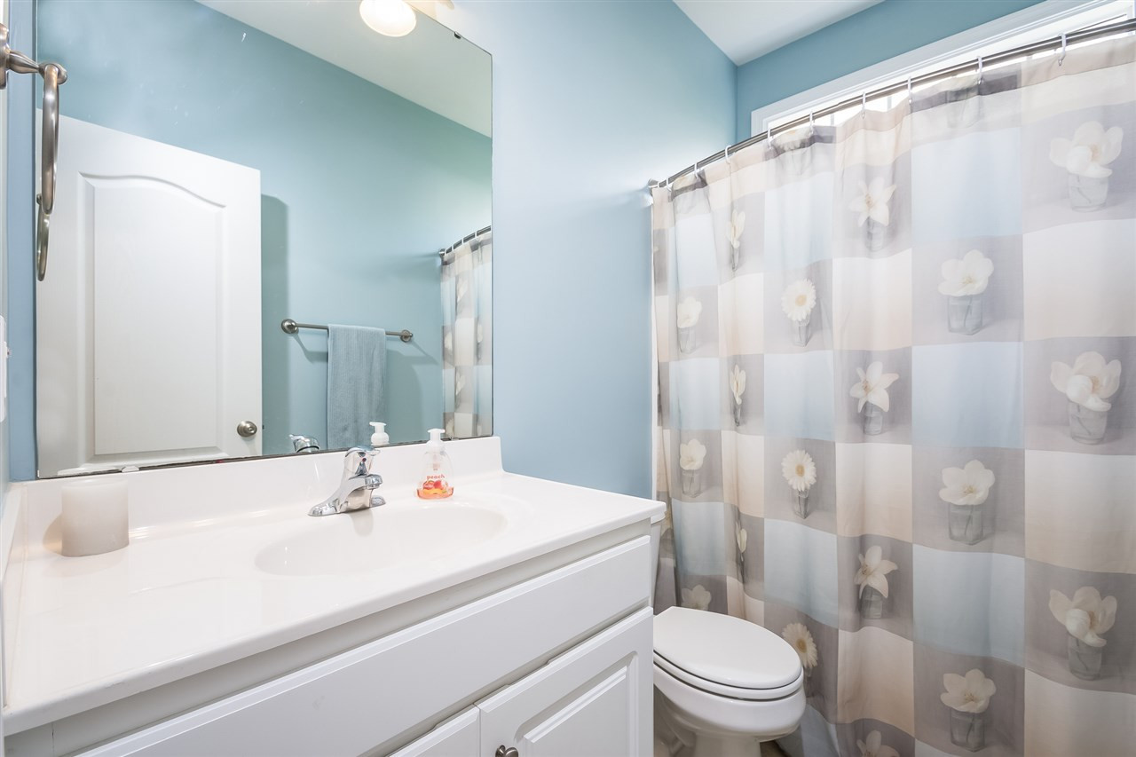 709 Bennett Ridge Court Wake Forest, NC 27587 - Photo 23 of 30 Bathroom