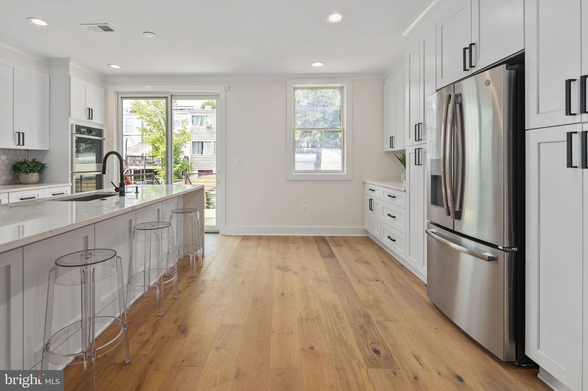 407 Decatur Street Northwest Washington, DC 20011 - Photo 4 of 14