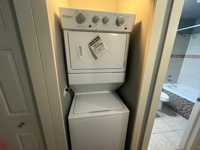 $2,800 | 4956 South Vincennes Avenue, Unit 1W, Chicago, IL 60615