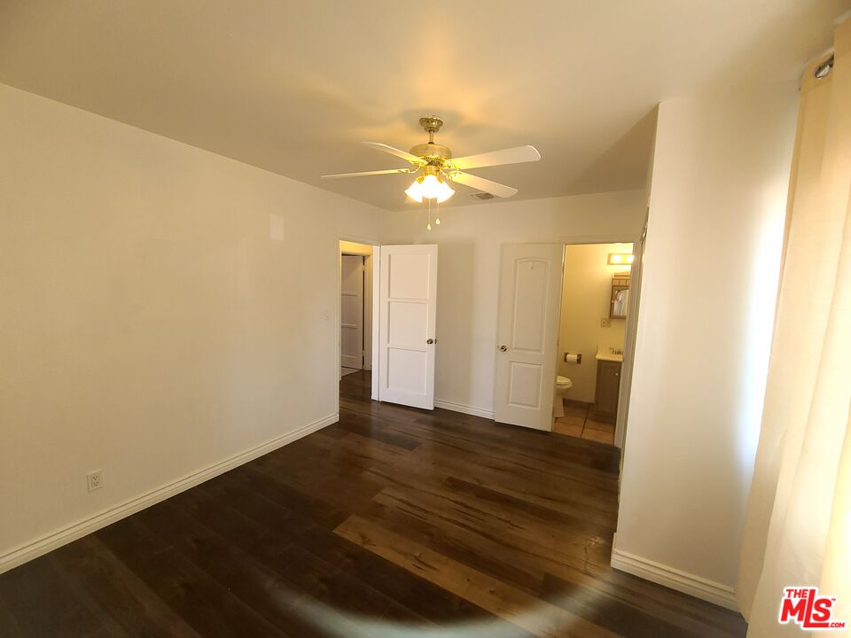 18133 Lull Street Reseda, CA 91335 - Photo 13 of 24