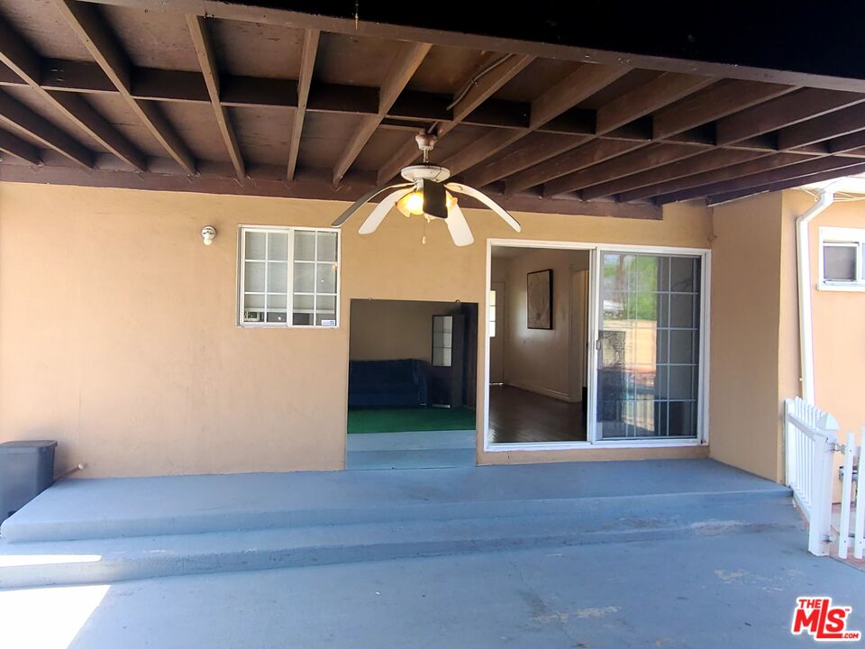 18133 Lull Street Reseda, CA 91335 - Photo 15 of 24