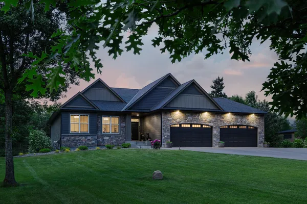 $945,000 | 16965 Piper Lane, Brainerd, MN 56401