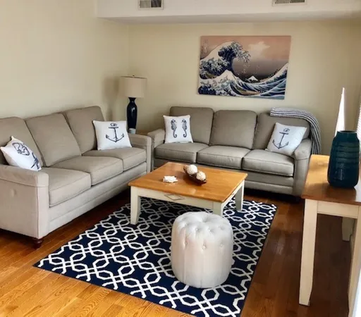 $2,875 | 226 Goddard Row, Newport, RI 02840