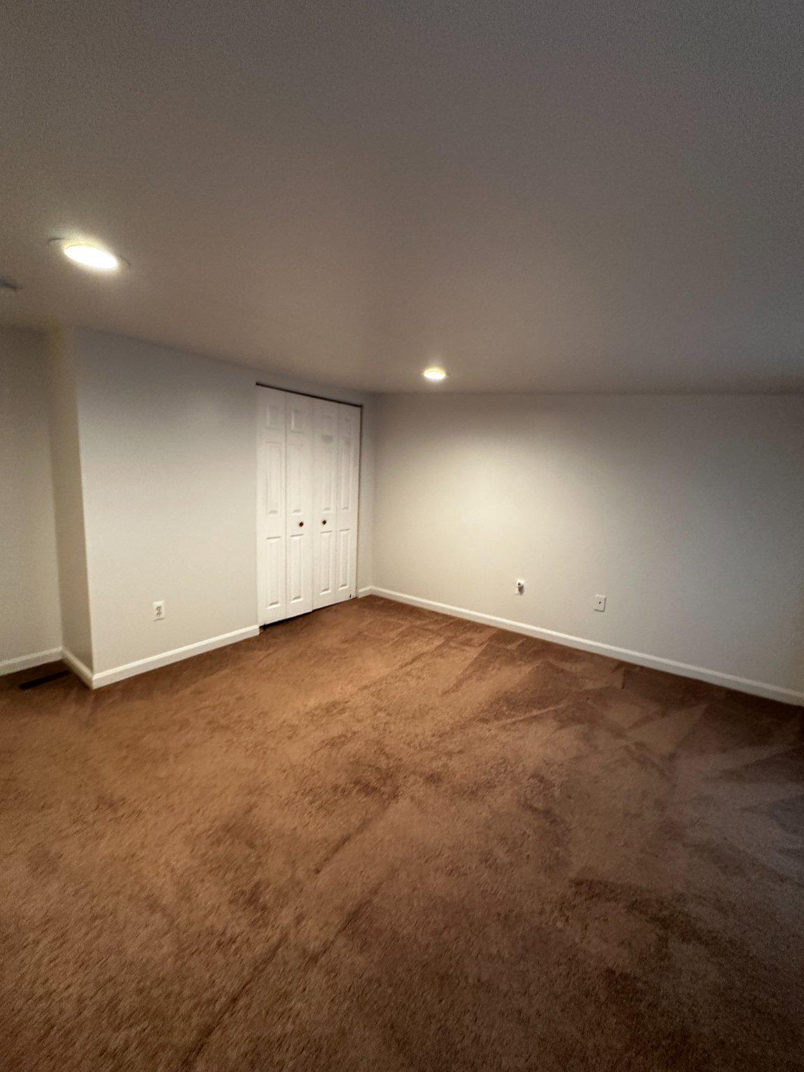 1527 West 36th Street Baltimore, MD 21211 - Photo 21 of 26 an empty room with an entryway