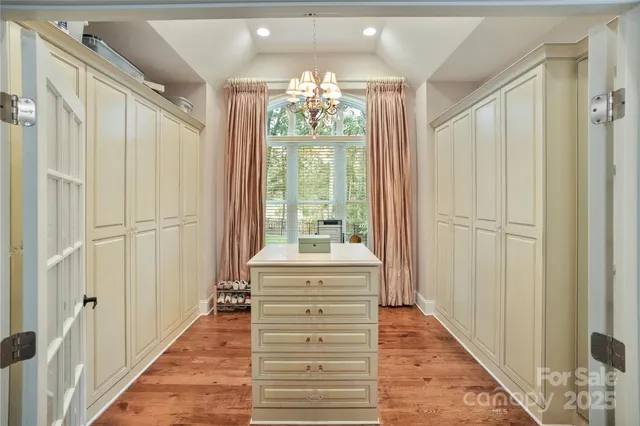 $1,025,000 | 7511 Olde Sycamore Drive, Mint Hill, NC 28227