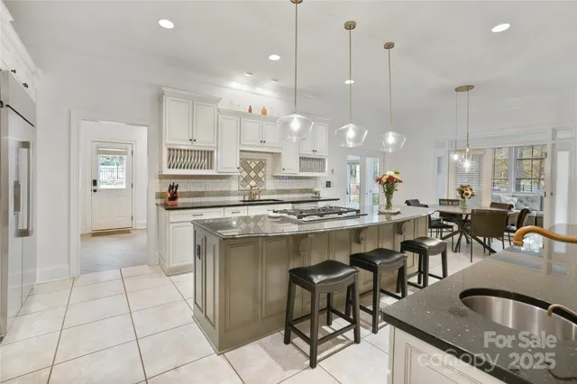 $1,025,000 | 7511 Olde Sycamore Drive, Mint Hill, NC 28227