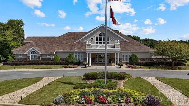 $1,025,000 | 7511 Olde Sycamore Drive, Mint Hill, NC 28227