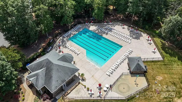 $1,025,000 | 7511 Olde Sycamore Drive, Mint Hill, NC 28227