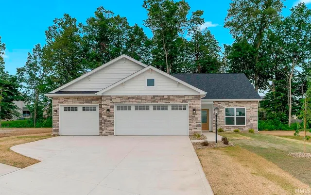 $444,900 | 8245 Caverango Boulevard, Fort Wayne, IN 46815