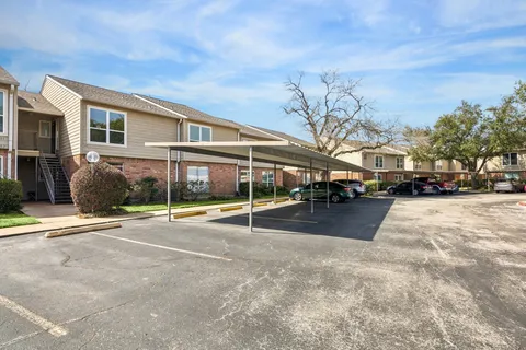 $165,000 | 5005 Georgi Lane, Unit 49, Houston, TX 77092