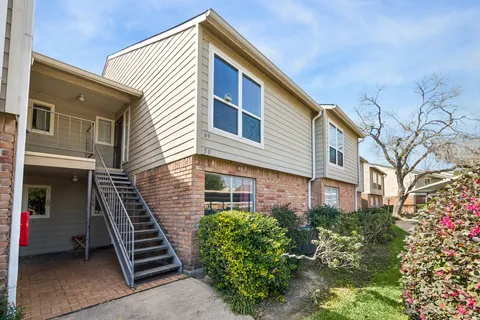 $165,000 | 5005 Georgi Lane, Unit 49, Houston, TX 77092