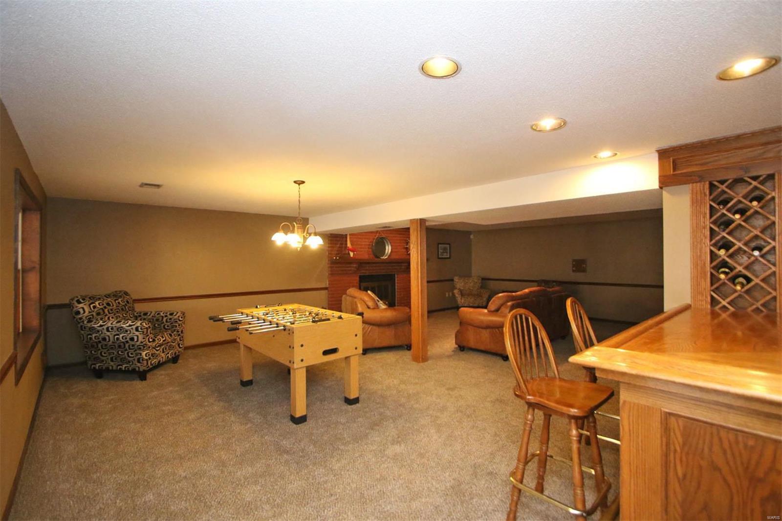 4449 Thatcher Road Alton, IL 62002 - Photo 33 of 38