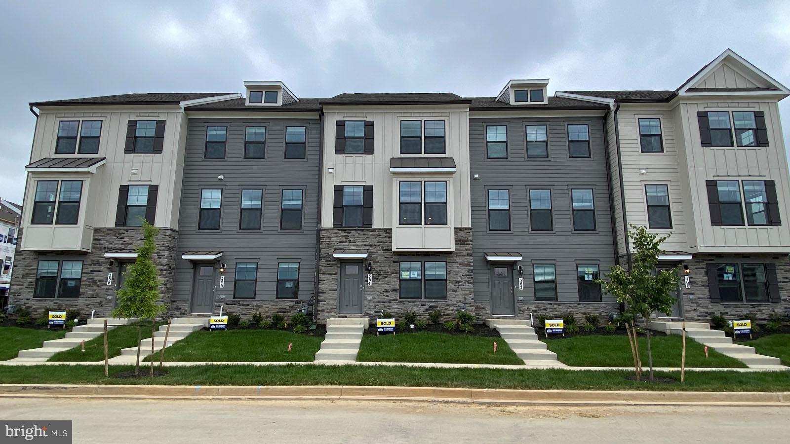 280 Ensemble Way Frederick, MD 21701 - Photo 2 of 32