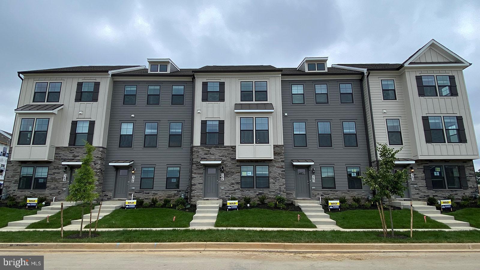 280 Ensemble Way Frederick, MD 21701 - Photo 3 of 32