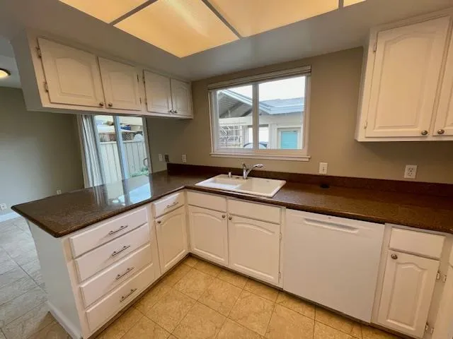 $4,000 | 3 Comstock Queen Court, Mountain View, CA 94043