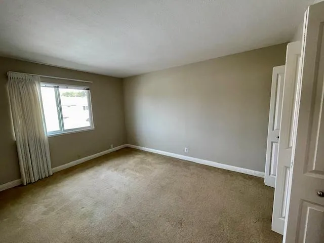 $4,000 | 3 Comstock Queen Court, Mountain View, CA 94043