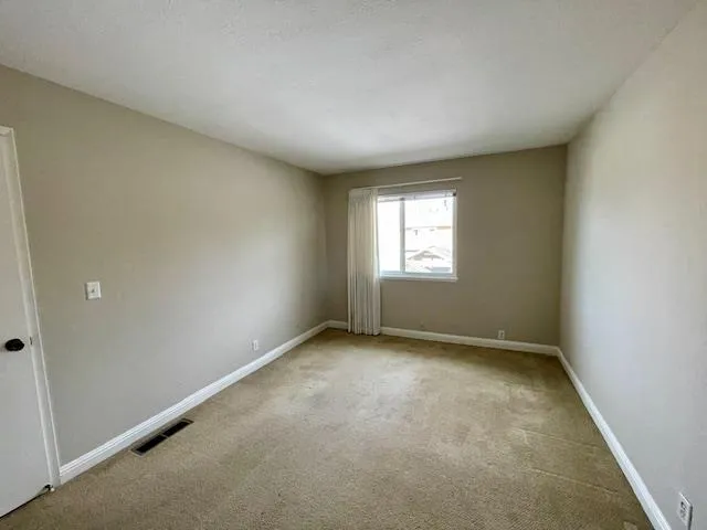 $4,000 | 3 Comstock Queen Court, Mountain View, CA 94043