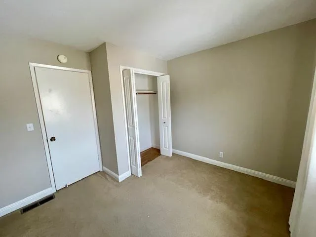 $4,000 | 3 Comstock Queen Court, Mountain View, CA 94043