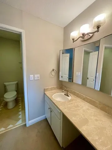 $4,000 | 3 Comstock Queen Court, Mountain View, CA 94043