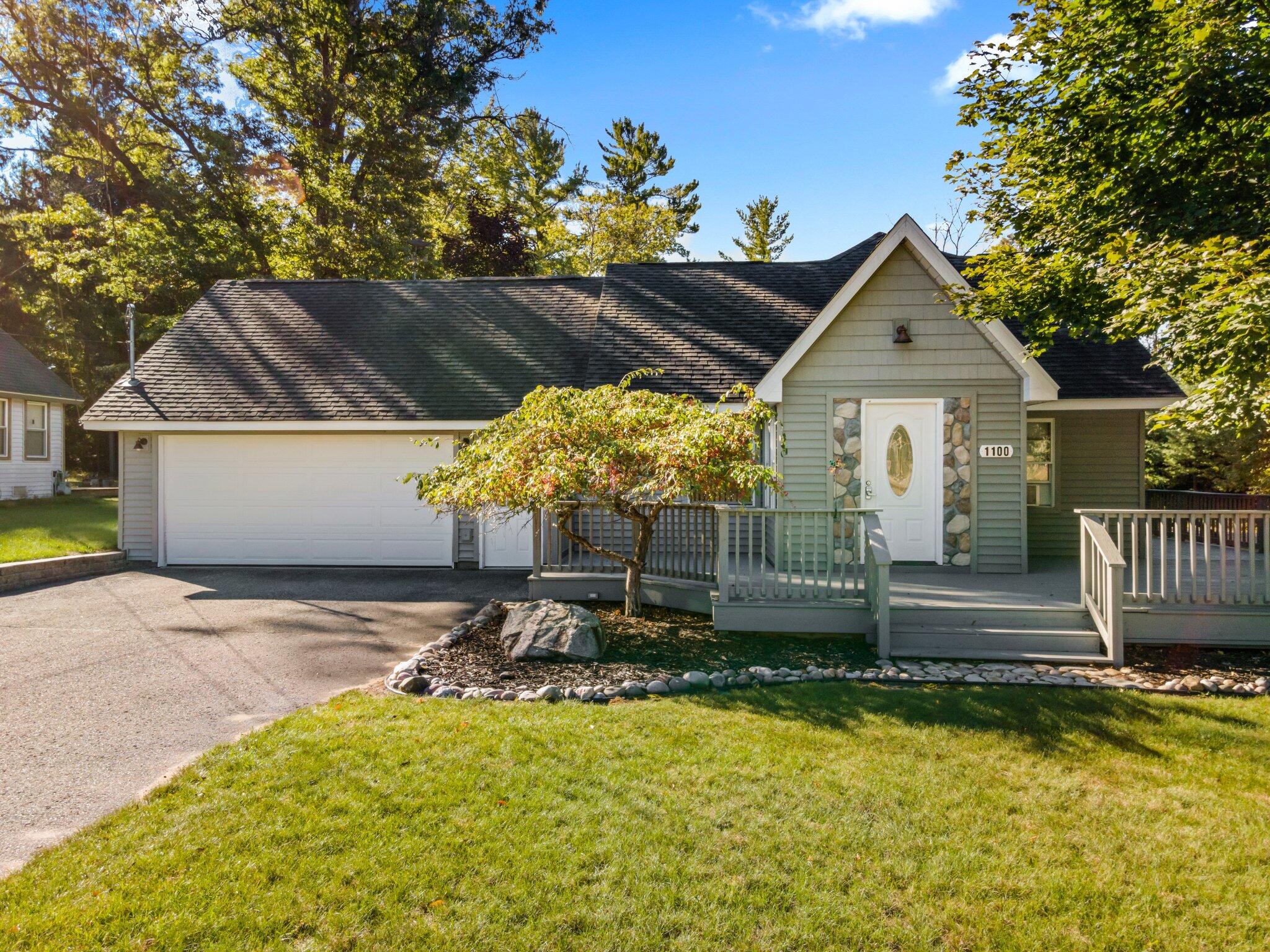 1100 Tisdale Road Roscommon, MI 48653 - Photo 2 of 38 10-web-or-mls-DJI_0021