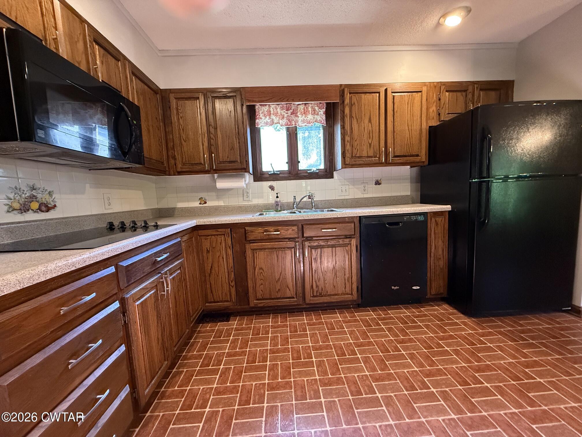 930 Oak Ridge Road Dyersburg, TN 38024 - Photo 22 of 59 IMG_4537