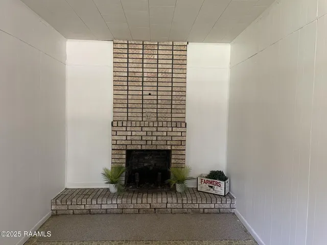 $99,800 | 7246 Highway 167, Ville Platte, LA 70586