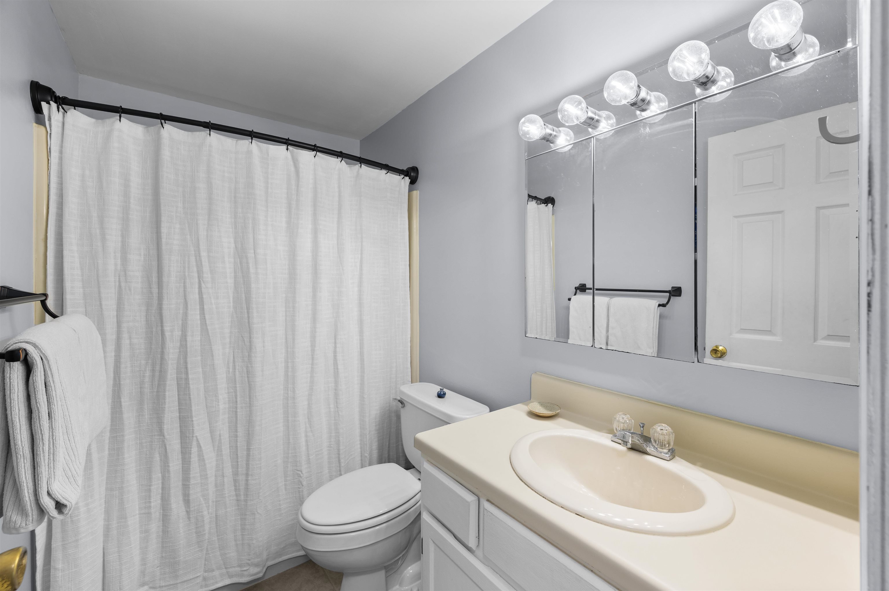 50 Brookside Drive, Unit C3 Exeter, NH 03833 - Photo 18 of 37