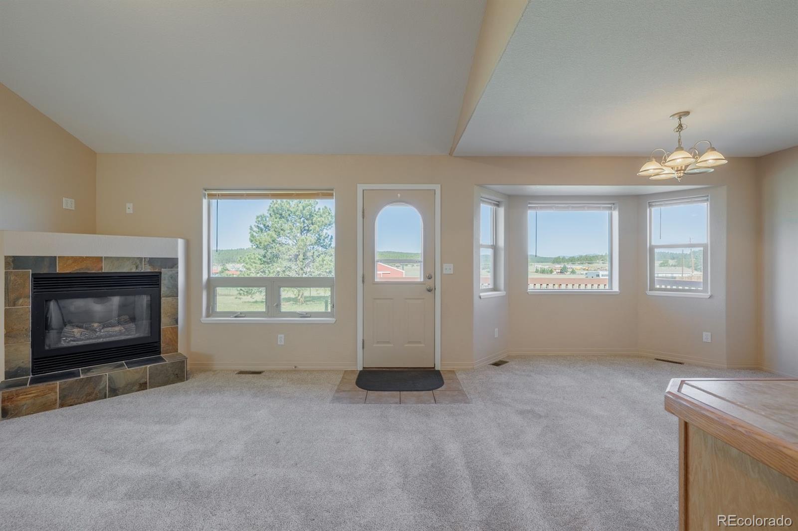 471 Duesouth Road Florissant, CO 80816 - Photo 14 of 35
