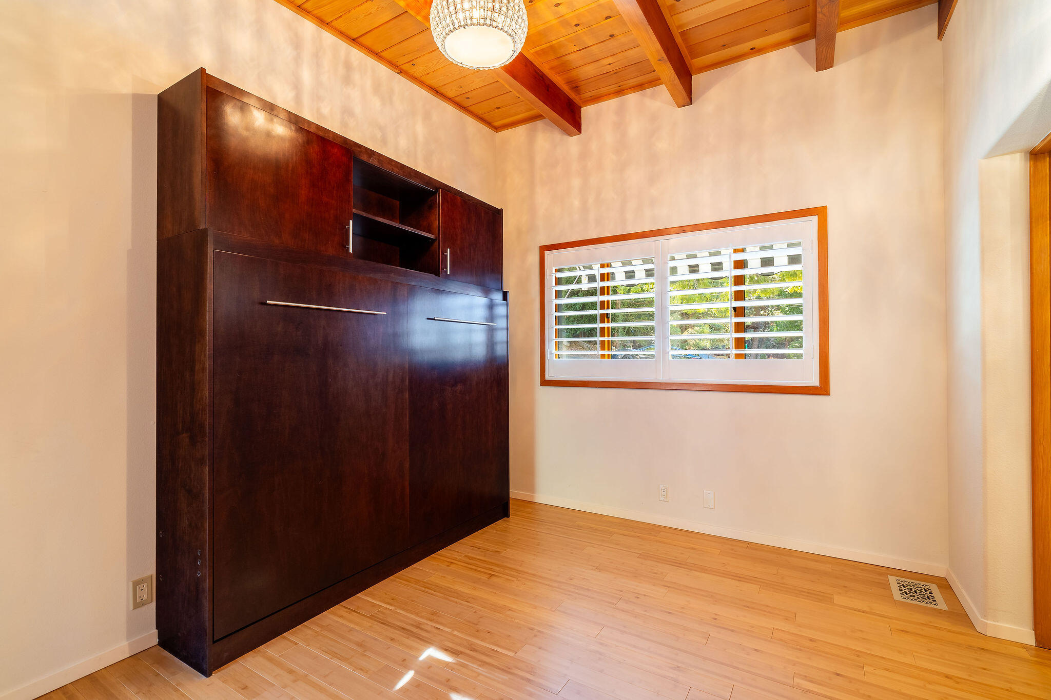 55596 Encino Road Idyllwild, CA 92549 - Photo 16 of 62 55596EncinoDr-15