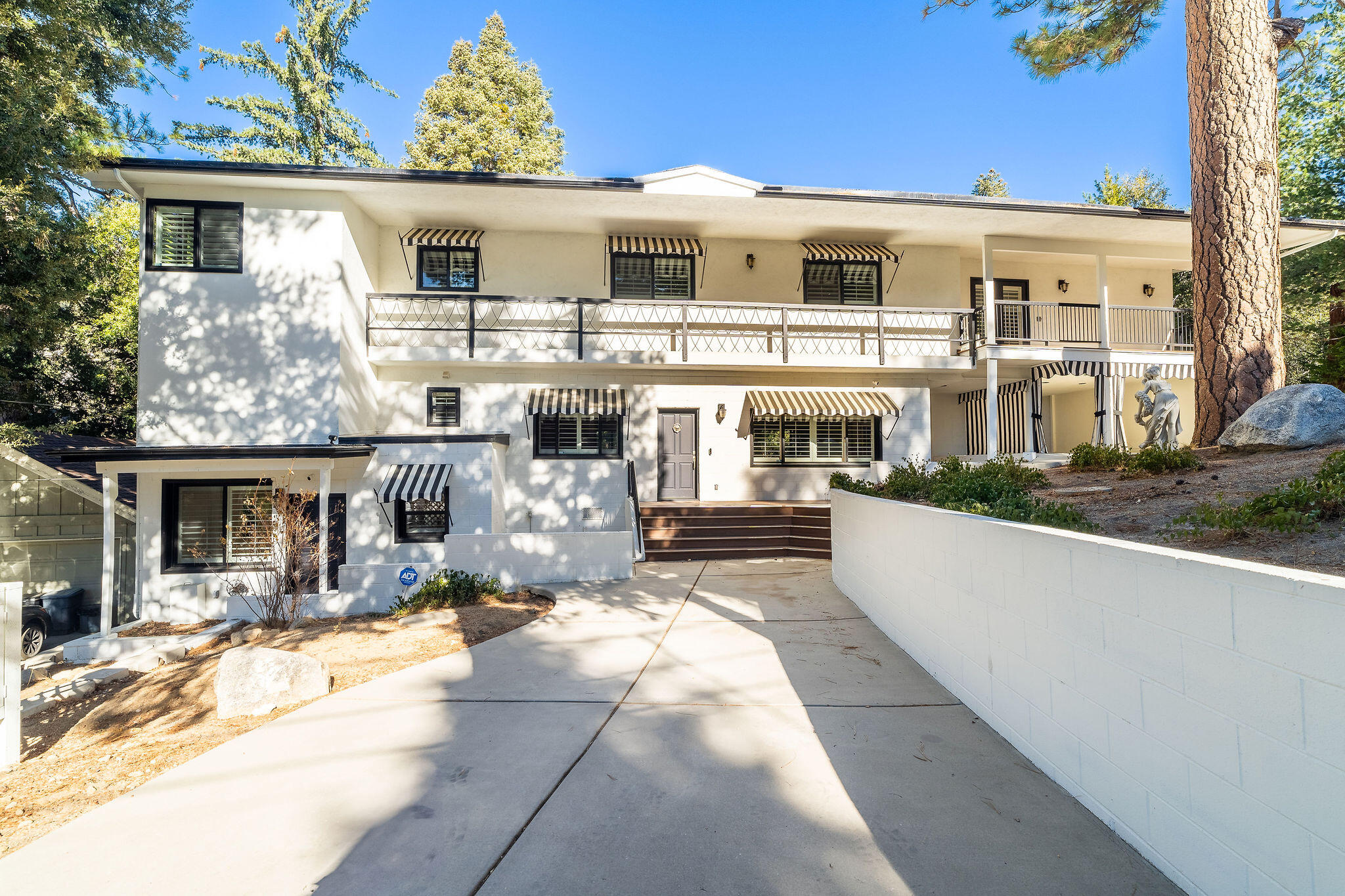 55596 Encino Road Idyllwild, CA 92549 - Photo 4 of 62 55596EncinoDr-4