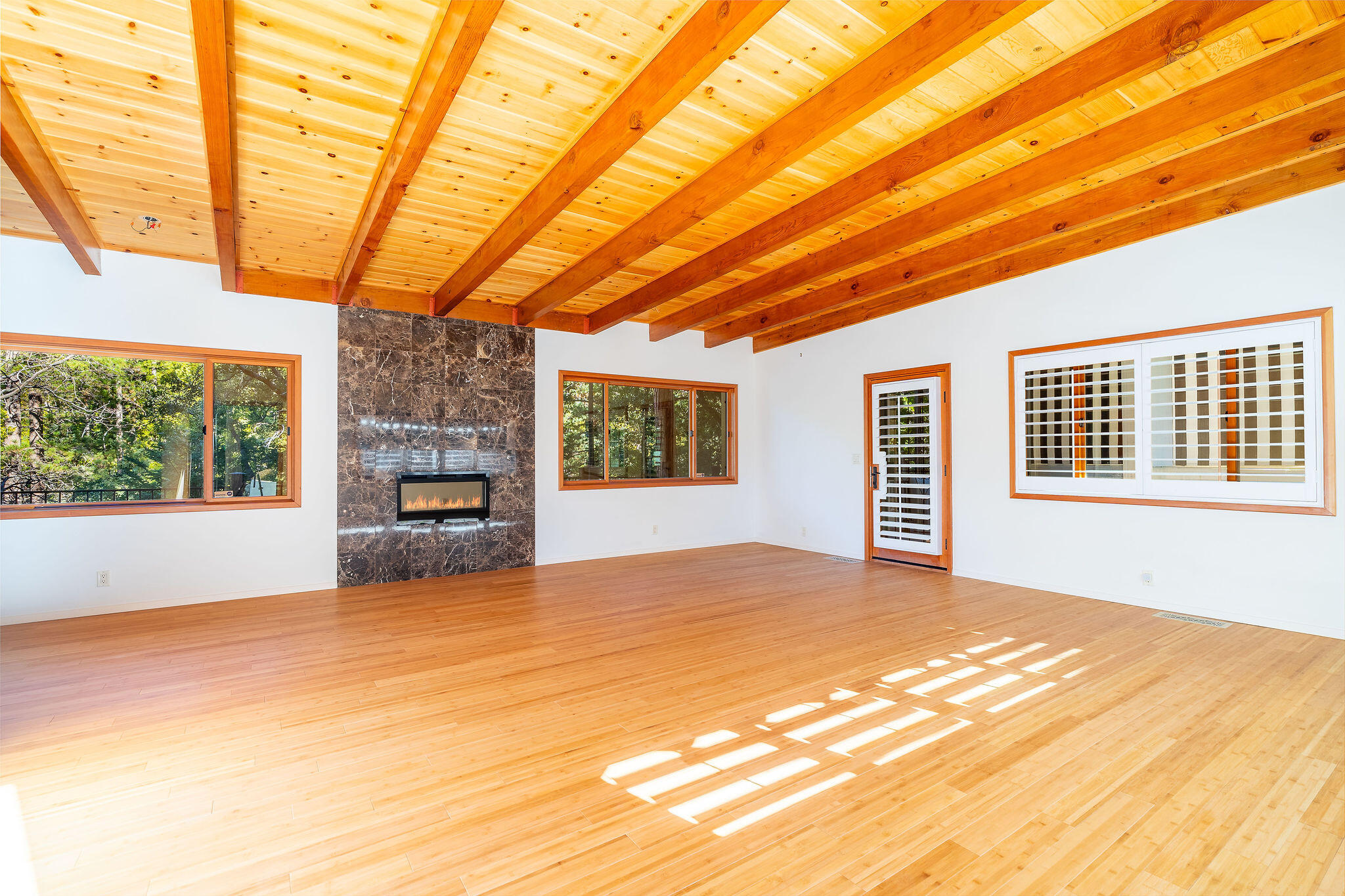 55596 Encino Road Idyllwild, CA 92549 - Photo 6 of 62 55596EncinoDr-6