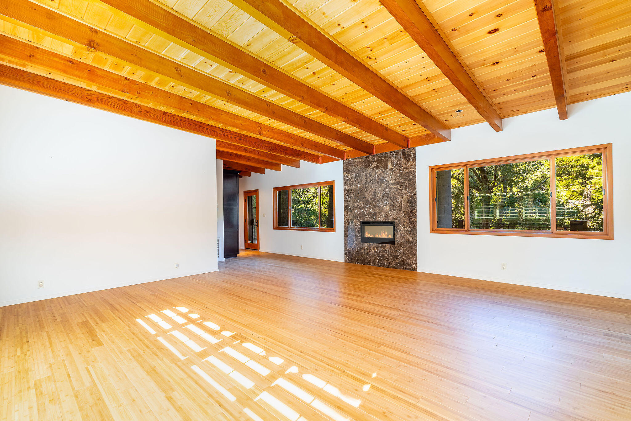 55596 Encino Road Idyllwild, CA 92549 - Photo 8 of 62 55596EncinoDr-7