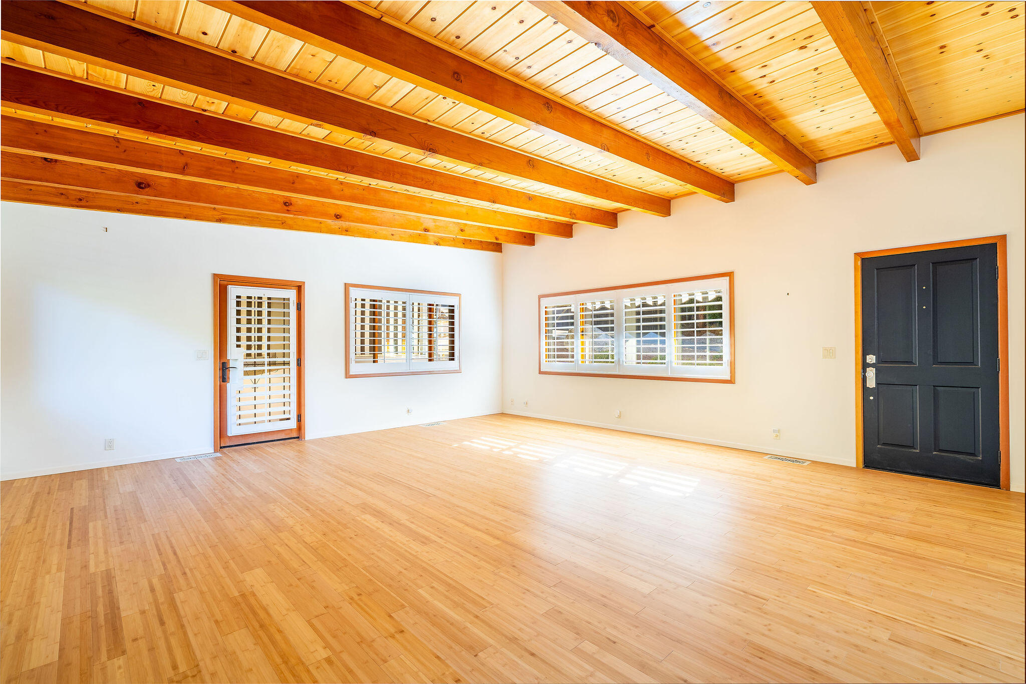 55596 Encino Road Idyllwild, CA 92549 - Photo 10 of 62 55596EncinoDr-9