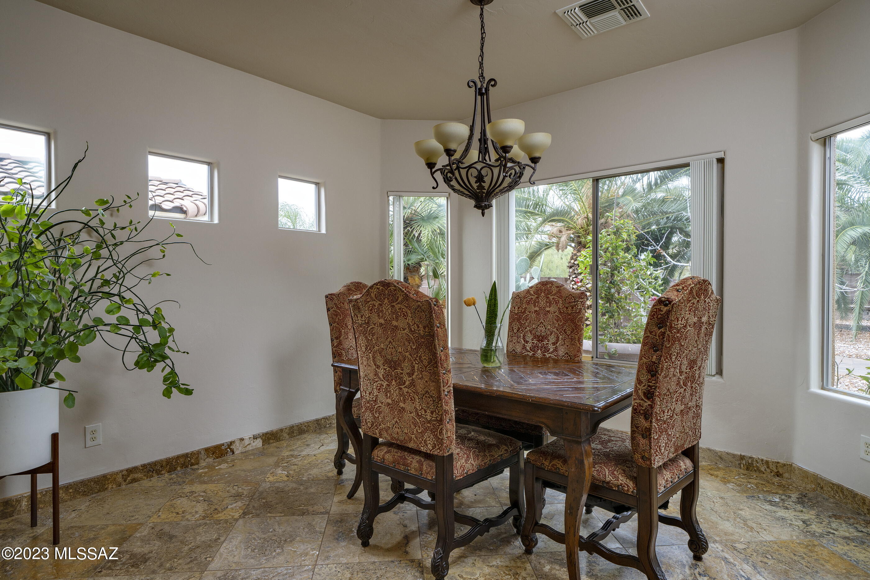 11765 North Sage Brook Road Tucson, AZ 85737 - Photo 9 of 20