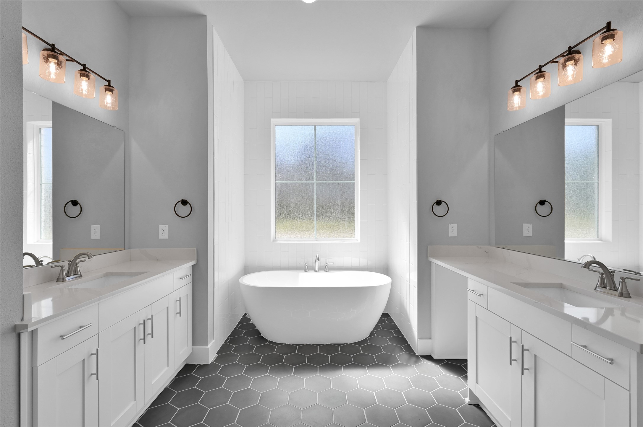 28502 Tallow Rock Lane Huffman, TX 77336 - Photo 14 of 28 Master bath with soaking tub and stand shower