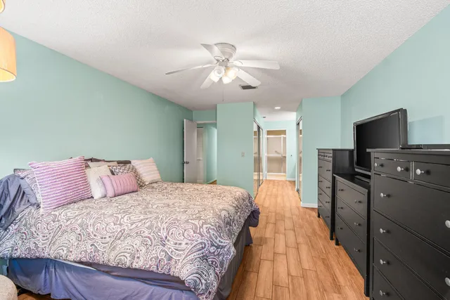 $305,000 | 6235 Kings Gate Circle, Delray Beach, FL 33484