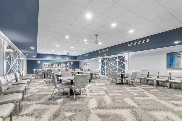 $305,000 | 6235 Kings Gate Circle, Delray Beach, FL 33484