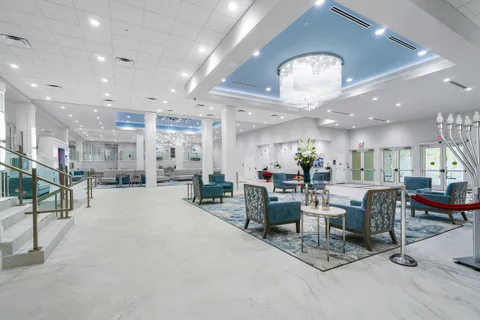 $305,000 | 6235 Kings Gate Circle, Delray Beach, FL 33484