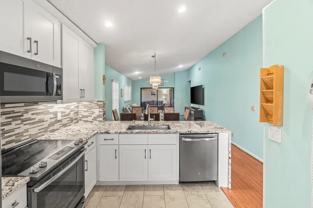 $305,000 | 6235 Kings Gate Circle, Delray Beach, FL 33484