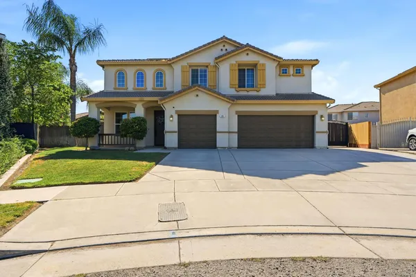 $599,900 | 295 Johnson Street, Tulare, CA 93274