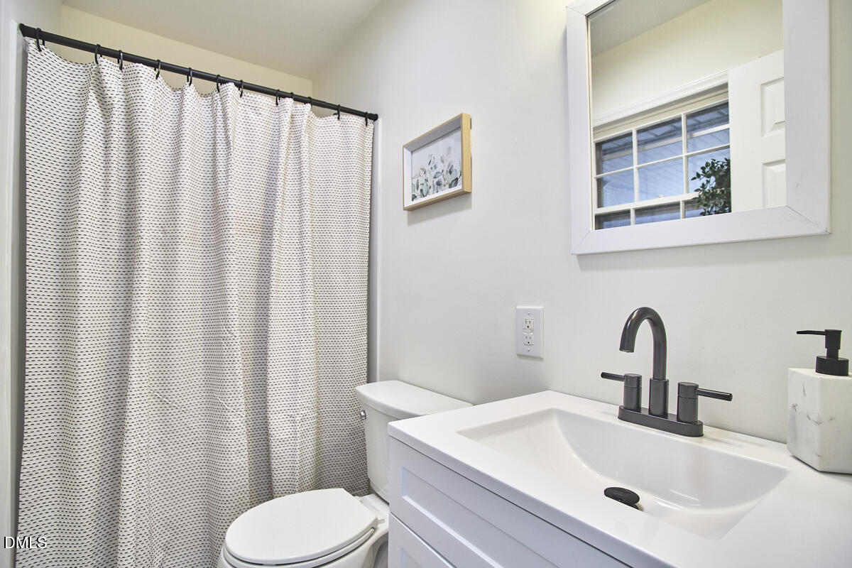 2709 Evers Drive Raleigh, NC 27610 - Photo 32 of 40 037
