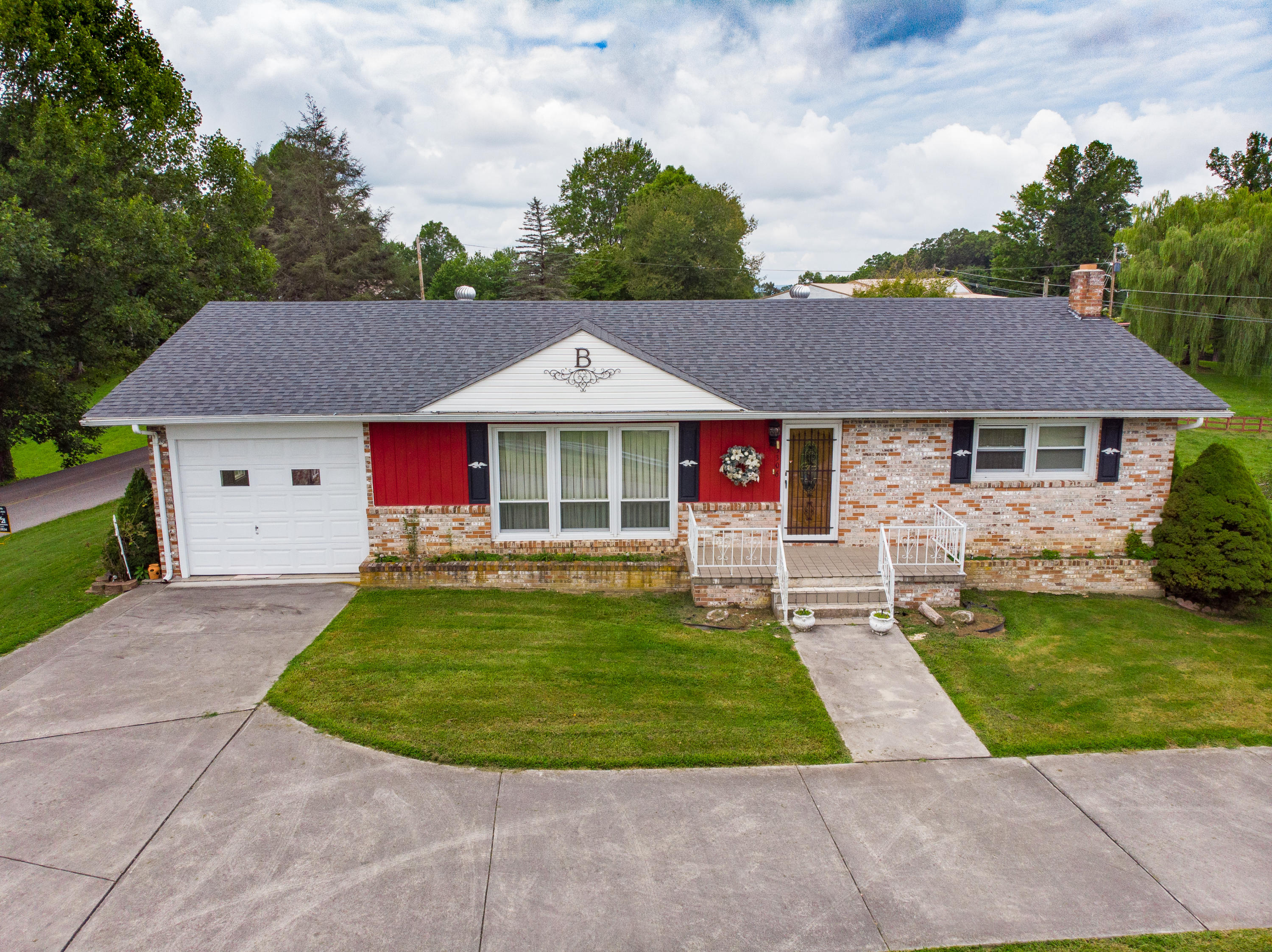 3306 DC Caney Ridge Road Clintwood, VA 24228 - Photo 1 of 33 2B743D41-96CA-4338-85A7-45BB85A490EC