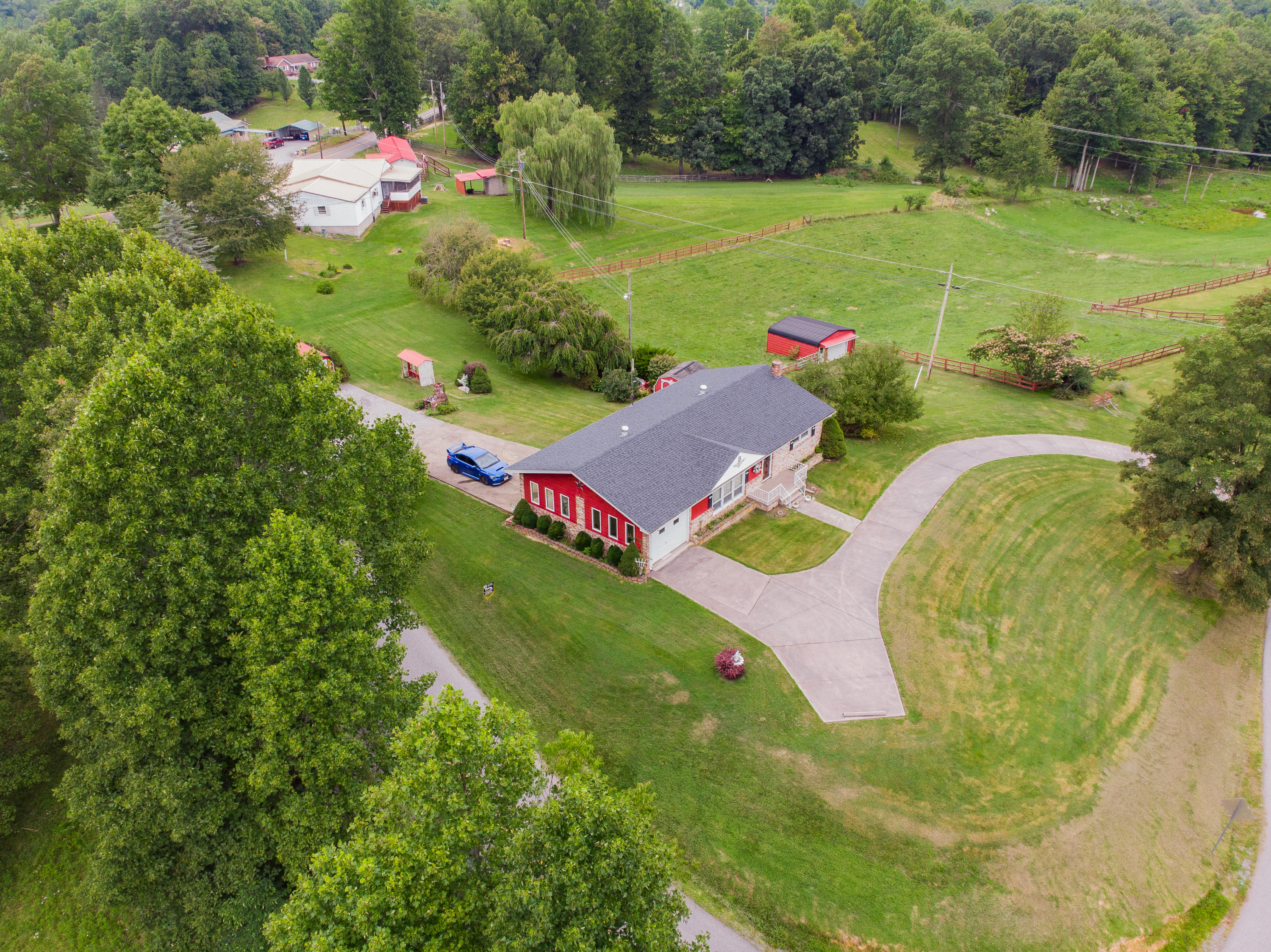 3306 DC Caney Ridge Road Clintwood, VA 24228 - Photo 9 of 33 2C835D84-CCB3-46FF-9562-026A6AB4DE88